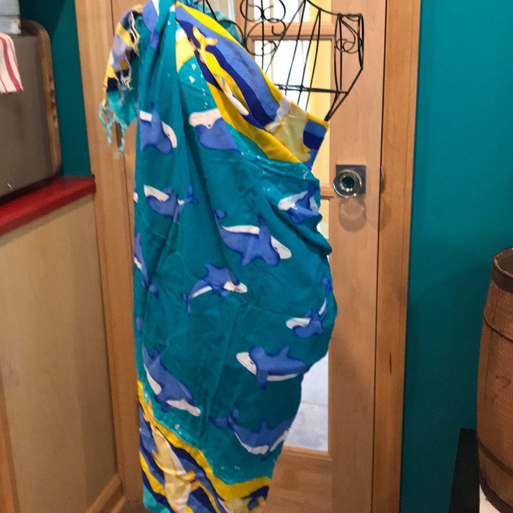 Beach wrap dolphin ocean print